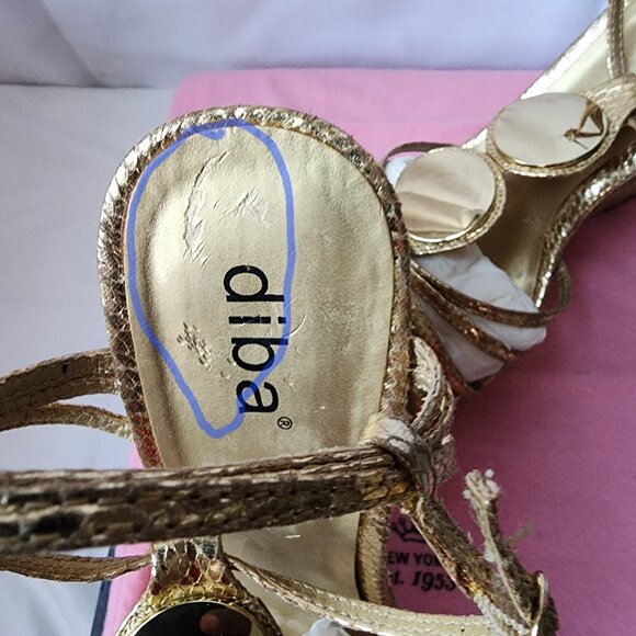 ✨Diba Y2K Glam Boho Chic Women’s Gold Metallic Strappy Wedge Sandals Size 8.5 - Picture 15 of 15